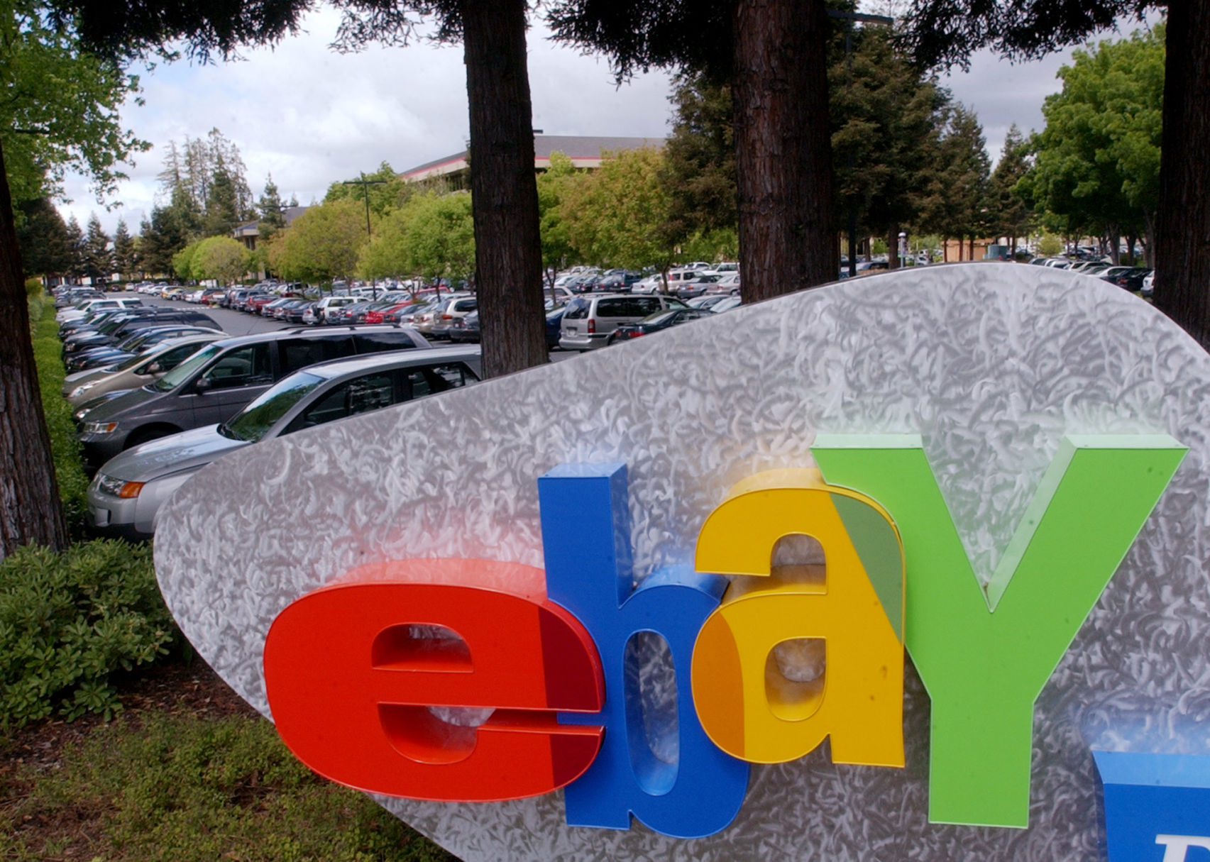 1995: eBay
